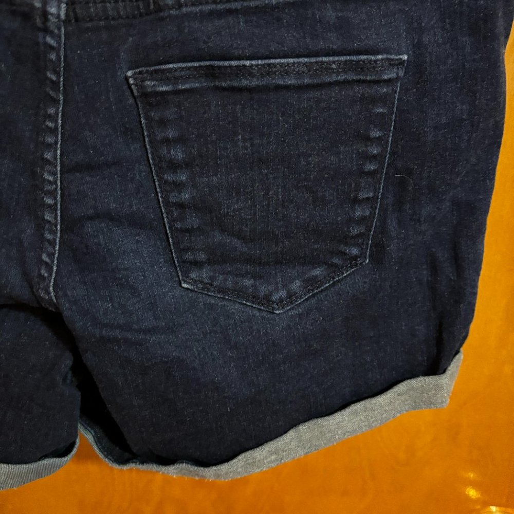 Universal Thread Dark Blue Jean Shorts - Picture 9 of 12